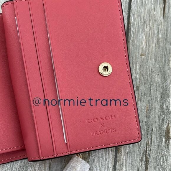 Coach X Peanuts Leather Snap Wallet With Lucy Bag Purse - Picture 6 of 10